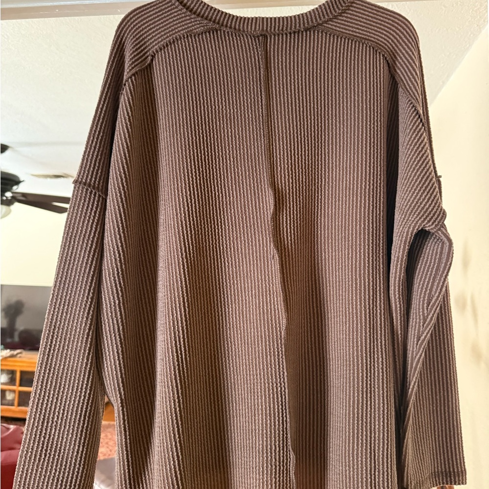 Zenana Outfitters Brown Ribbed Top